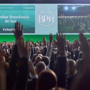 Le Popolari tornano sotto i riflettori di Borsa. La Manovra tra Bruxelles e Parlamento