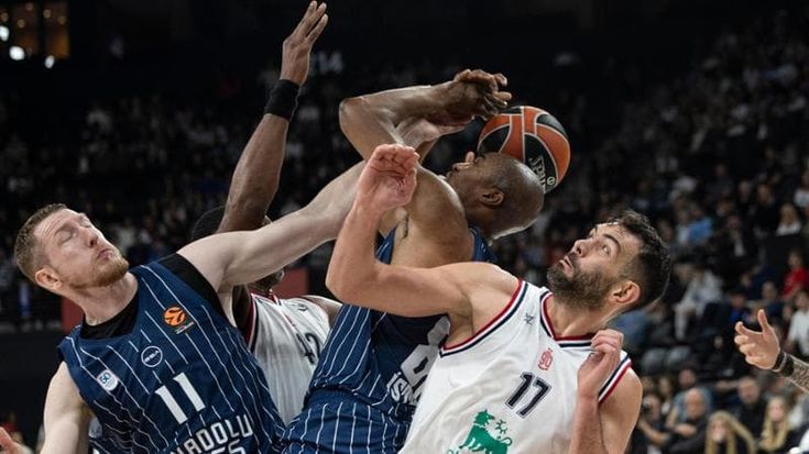 Eurolega, Milano fa il colpo in Turchia: Efes battuto dopo due overtime