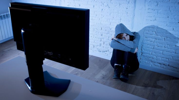 Cyberbullismo, con il lockdown boom di casi tra gli adolescenti
