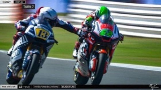 Moto2: ritirata la licenza, stagione finita per Fenati: ''Cattivo esempio''