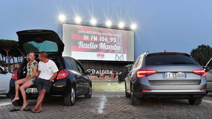 Una sera al drive-in: la faticosa rinascita di un simbolo pop