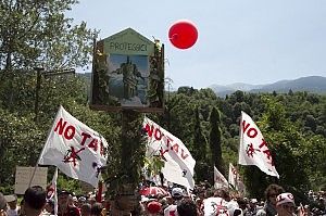 Un cavillo libera due No Tav<br />indagati per aggressione