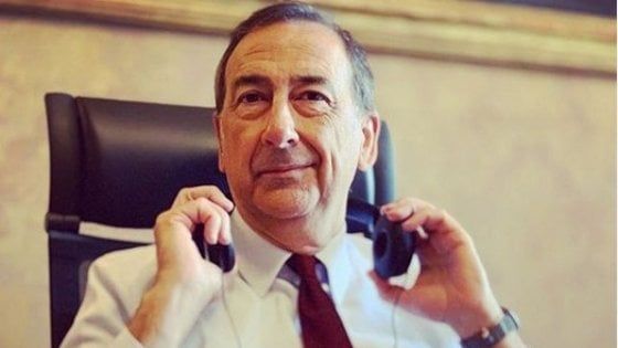 "Salviamo Radio Radicale": l'appello del sindaco Sala su Instagram