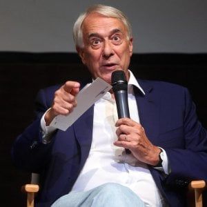Ius soli, Pisapia: "Ripartiamo da qui per l'unità del centrosinistra". Salvini: "Blocchiamo il Parlamento"