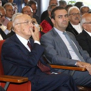 Napolitano, l'assessore Daniele smentisce de Magistris: "Rispetto per l'istituzione"