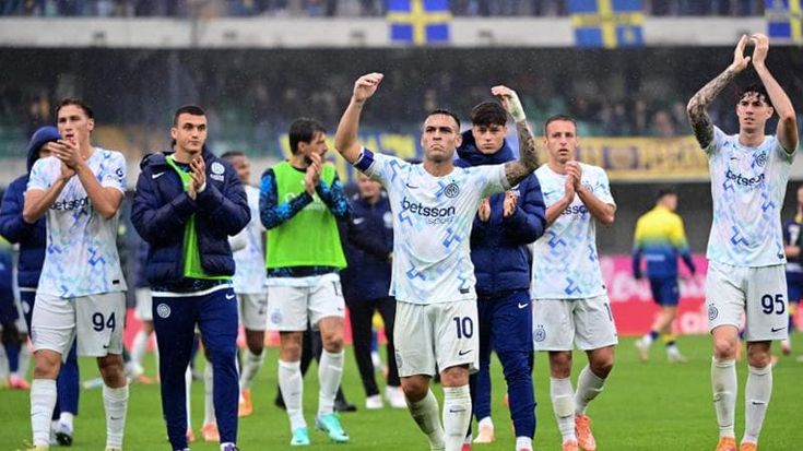 Verona-Inter, le pagelle. Brilla Orban, Calhanoglu fa sembrare tutto facile