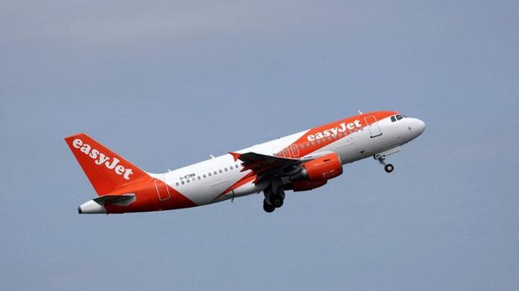 EasyJet, buona la quinta: accettata “in linea di principio” l’ultima offerta di Castlelake