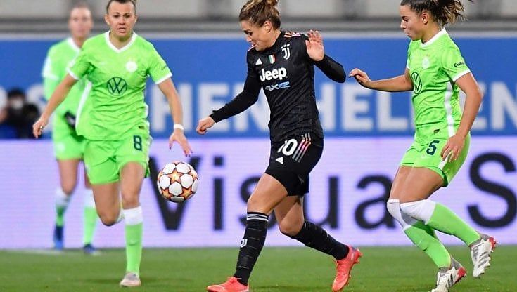 Champions femminile, Wolfsburg-Juventus 0-2: bianconere al secondo posto nel girone