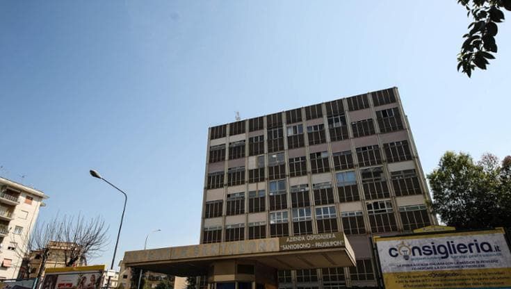 Bimbo di 9 mesi in coma a Napoli: sospesa la responsabilità genitoriale alla madre