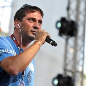 L'ex fonico dei Mod&agrave;: "Sono malato di pedofilia". E don Mazzi: "Vieni da me, ti aiuto io"