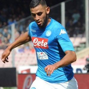 Napoli, è ufficiale: Ghoulam non ha risposto alla convocazione dell'Algeria per la sfida con il Camerun