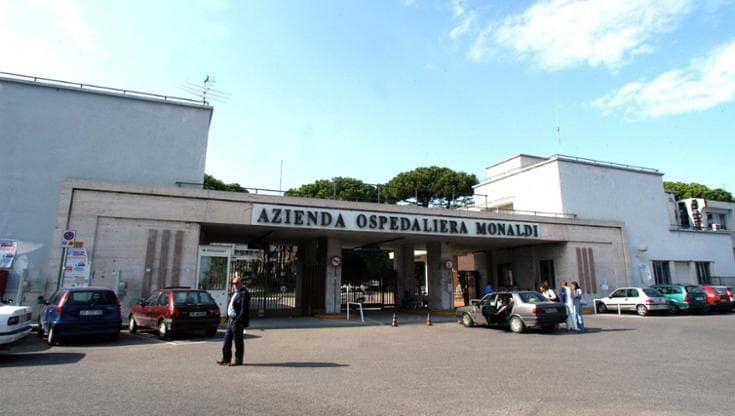 Calvario del bimbo: “Incompatibile con trapianto”. Il cuore viaggiò in box di plastica, testi dal pm
