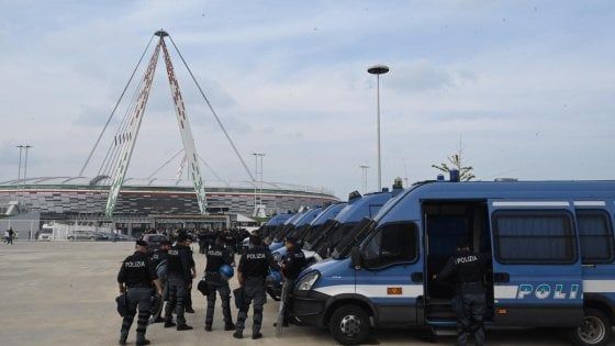 Juve Stadium blindato per la prima partita dopo l'arresto dei capi ultrà, 50 tifosi identificati