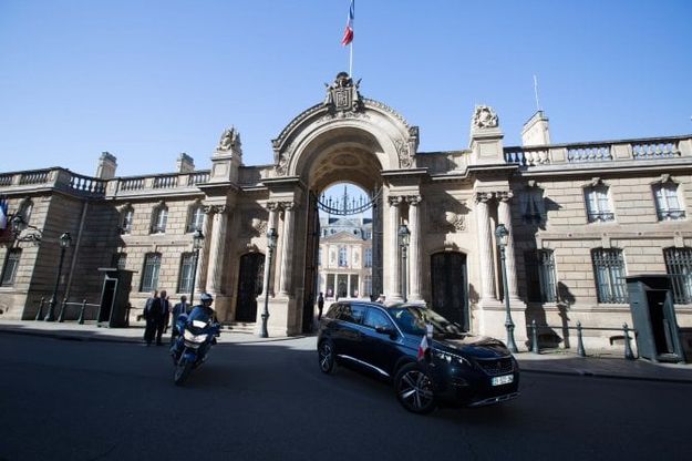 Prima uscita presidenziale per la nuova Peugeot 5008