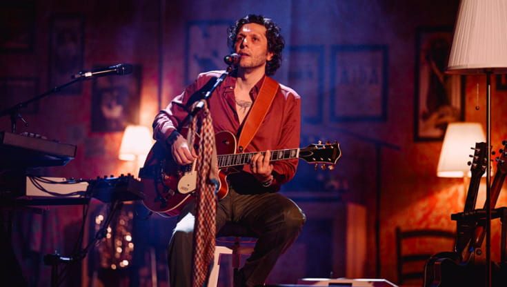 Ermal Meta in concerto domani al Bellini. Dal live al Primo Maggio con Noemi e BigMama