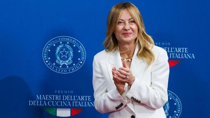 Meloni: no a Vannacci. Ma gli alleati non si fidano: “Alla fine lo imbarcherà”