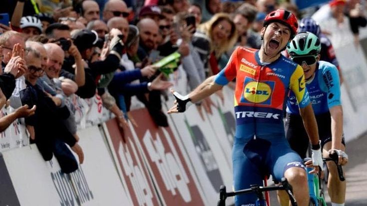 “Sinner mi sfotteva perché non vincevo, ma ora siamo pari”. A Ciccone la prima del Tour of the Alps