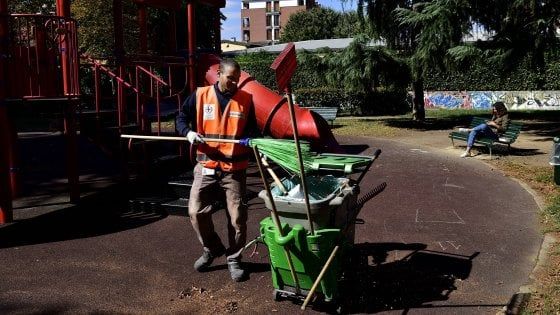 Lombardia regione con più immigrati, pagano tasse per 2,1 miliardi