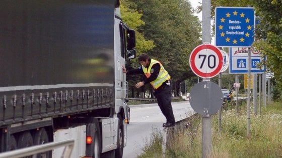 Germania, ok a espulsione in Italia di richiedente asilo togolese. Parla l'avvocato: "Destinazione inaccettabile"