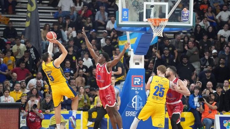 Serie A, Scafati e Gentile travolgono Milano, tre in vetta