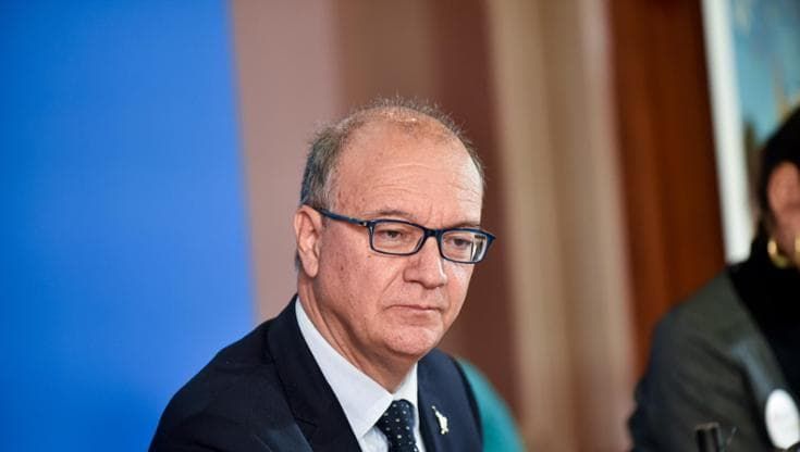 Valditara cancella il corso sulla pace nelle scuole