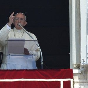 Papa su Gaza e Ucraina: "Basta violenza,dialogo per la pace"