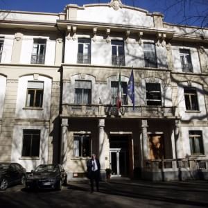 Milano, maestra innocente per uno spintone a scuola: la sentenza arriva 29 anni dopo
