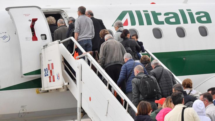 Alitalia, nuovo socio dopo le Europee Atlantia si chiama fuori ma tratta 