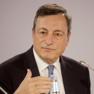 Bce, possibili segnali in vista della stretta agli acquisti di titoli