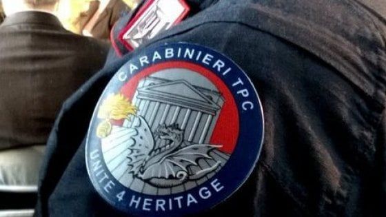 Scafati, carabinieri recuperano due dipinti settecenteschi trafugati nel 1994