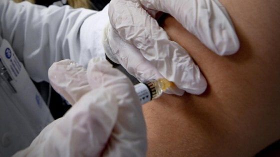 "Non vaccinate i bambini", i video dei medici nei forum online: scatta l'indagine dell'Ordine 