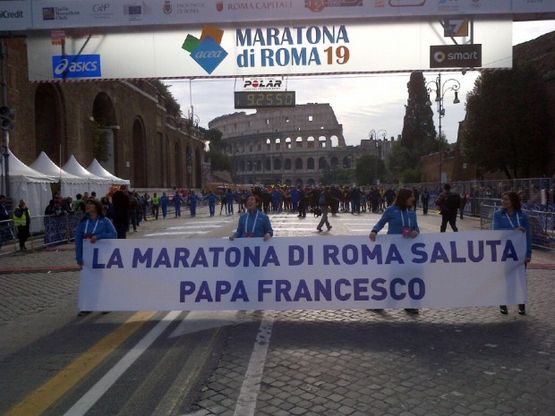 Ai Fori la Maratona di Roma<br />14mila di corsa nella capitale<br /><br />&nbsp;