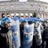 “Troppi abusi degli agenti”. Dalle scuole alle piazze, la protesta per botte e fermi