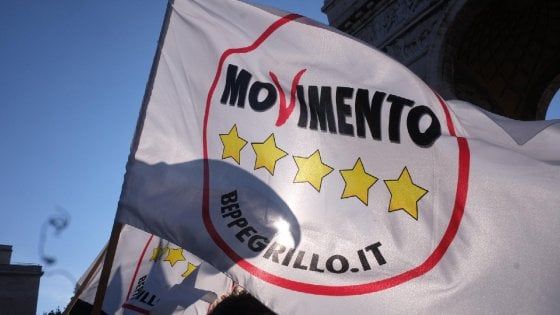 Firme false, ecco le mail che mettono nei guai i 5 stelle di Palermo. Di Maio: "Provvedimenti per i responsabili"