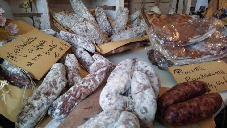 Furto di salami, il titolare su Facebook: "Se li riconoscete, avvisatemi"