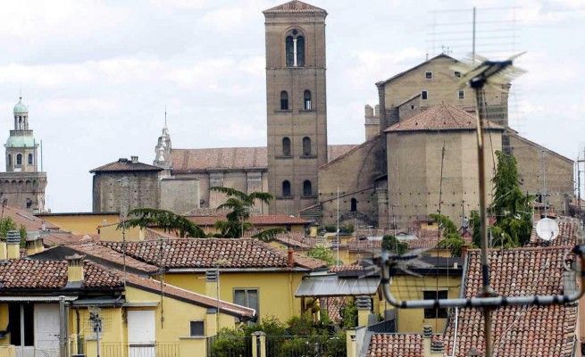 Prima casa, tasse fino a 300 euro:&egrave; l'effetto "Iuc" sotto le Due Torri