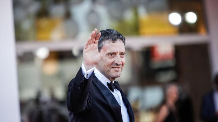 Pietrangelo Buttafuoco, dopo l’addio alla Rai un nuovo programma radio sull’emittente dei vescovi
