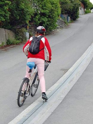 Norvegia, lo skilift per ciclisti: zero fatica in salita