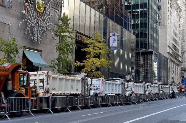 Terrorismo, dalla Francia agli Usa: i camion spazzatura contro gli attacchi 