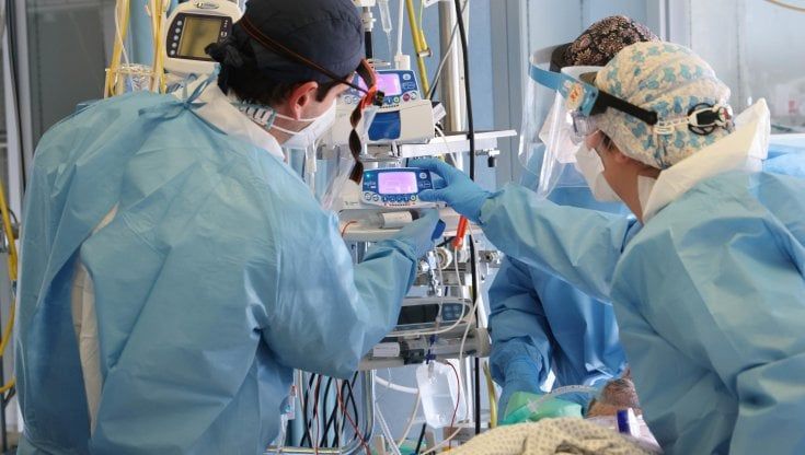 Covid in Piemonte, costa 6 milioni al mese rimanere in zona gialla con i letti dei privati 