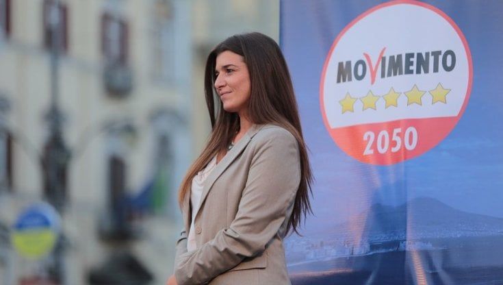 Sportiello (M5S): "Allatterò mio figlio alla Camera. Qualche collega diceva: in Aula non c'è posto"
