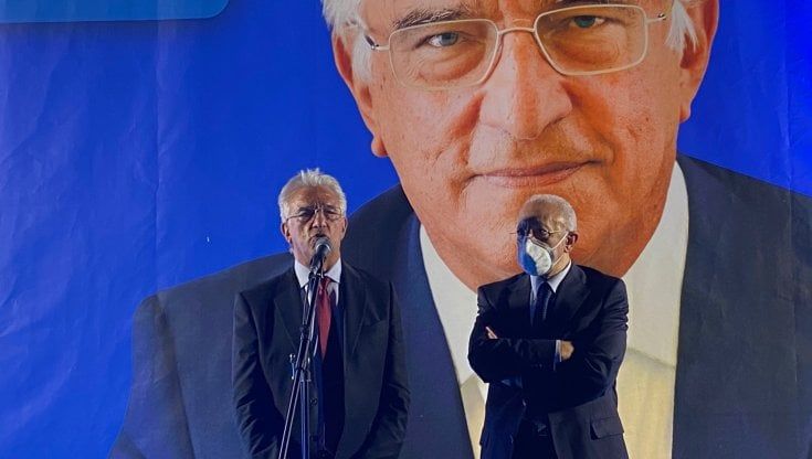 De Luca: "Piaccia o meno, Salerno sono io"
