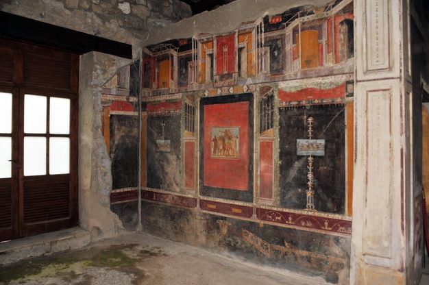 Pompei, Franceschini: "A Pasqua riaprono tre domus"