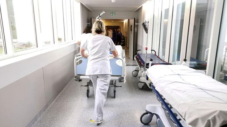 Gli ospedali toscani tagliano ancora persi 300 posti letto in due anni