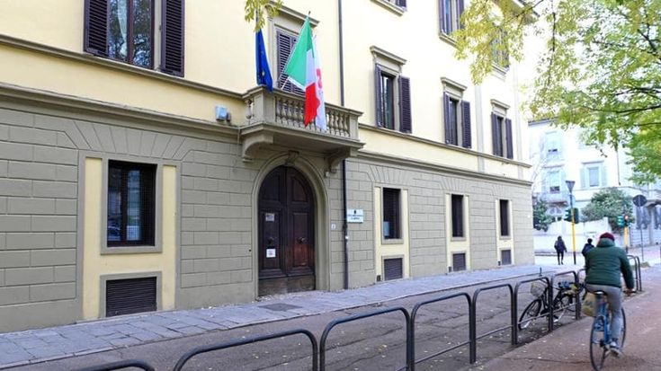 Chat anonime alla scuola Carducci, i genitori: “Non sminuire il bullismo”
