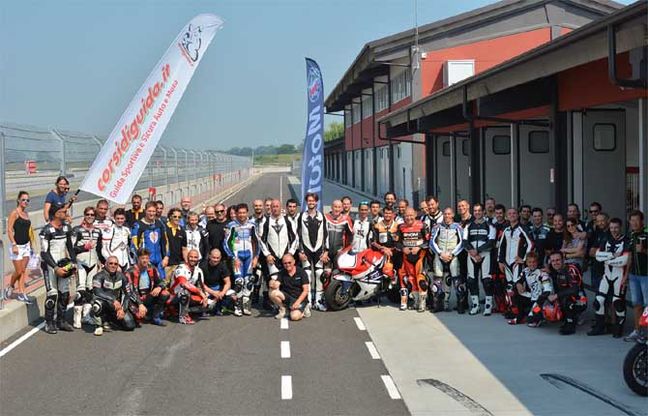 Che successo per i corsi di “Guida sportiva e sicura moto”