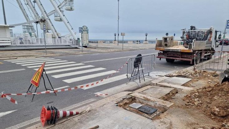 Bari, cinque nuovi semafori a chiamata: 4 sono sul lungomare. “Aumentiamo la sicurezza dei pedoni”