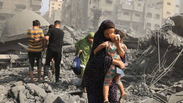 Gaza, la distruzione sistematica e indiscriminata degli edifici civili: “È un crimine di guerra”