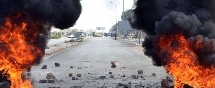 Tunisia, coprifuoco notturno in tutto il Paese