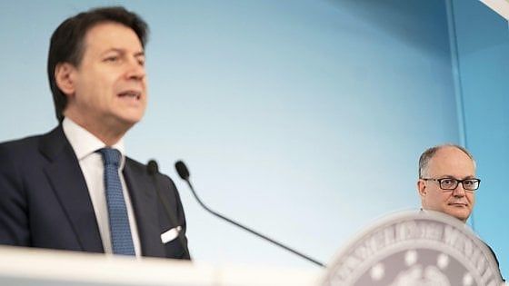 Coronavirus, approvato il decreto da 25 miliardi. Tre e mezzo per la sanità e dieci per il lavoro